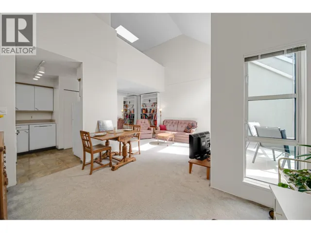315 1510 NELSON STREET, Vancouver, British Columbia V6G1M1