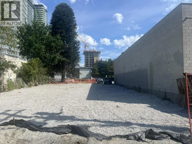 5080 IMPERIAL STREET, Burnaby, British Columbia V5J1C8