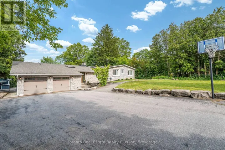 39 DOVE LANE, Markham (Thornhill), Ontario L3T1W1