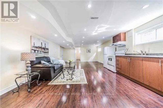 BASEMENT - 205 PINEWAY BOULEVARD, Toronto (Bayview Woods-Steeles), Ontario M2H1B4