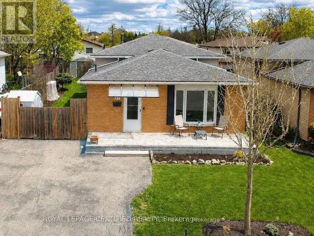 27 LAMBERT STREET, Hamilton (Lawfield), Ontario L8V4N6