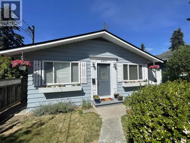 2257 HAWTHORNE AVENUE, Port Coquitlam, British Columbia V3C1W7