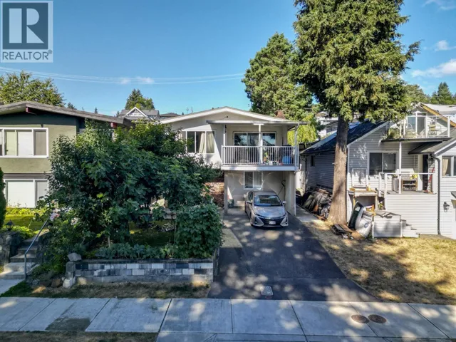 45 N STRATFORD AVENUE, Burnaby, British Columbia V5B1L1