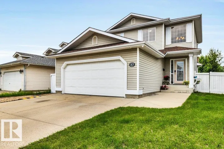 37 DORIAN WY, Sherwood Park, Alberta T8H1Y2