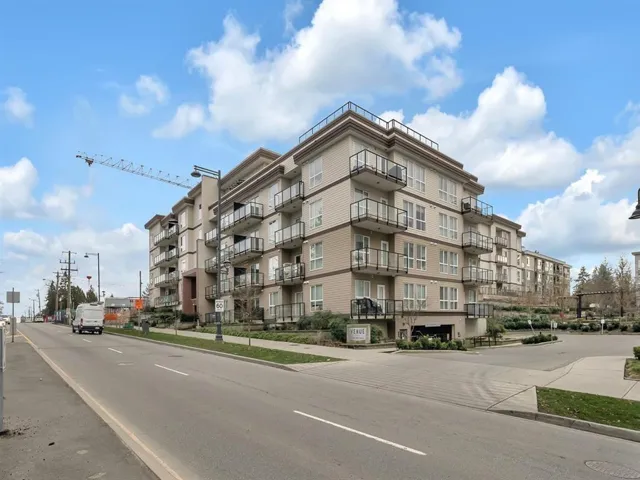 521 13768 108 AVENUE, Surrey, British Columbia V5S0E2