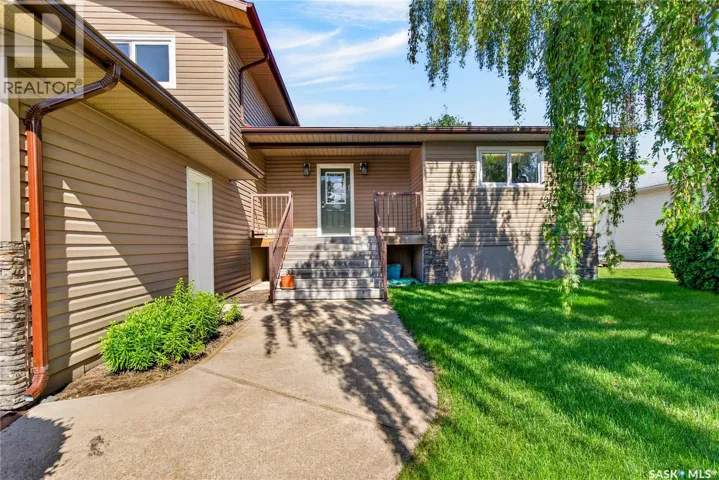 1112 11th STREET, Humboldt, Saskatchewan S0K2A0