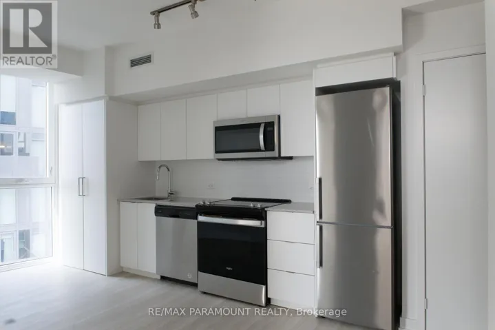 1111 - 30 TRETTI WAY, Toronto (Clanton Park), Ontario M3H0E3
