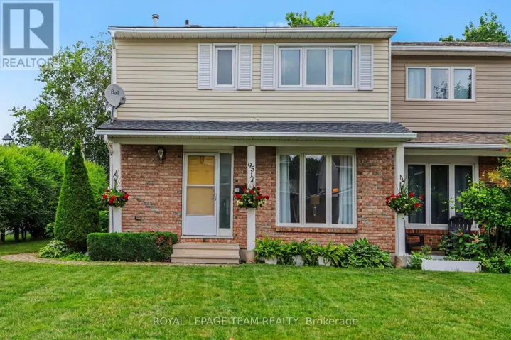 95 SEABROOKE DRIVE, Ottawa, Ontario K2L2H9
