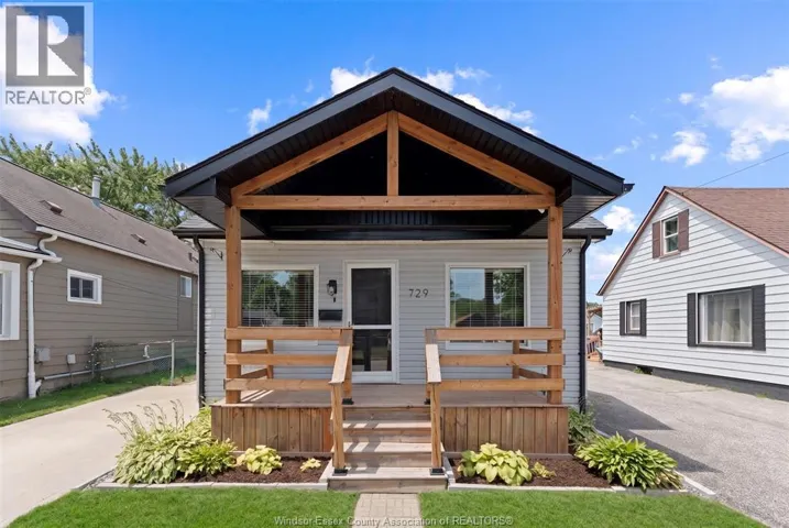729 William St., Tecumseh, Ontario N8N2A2