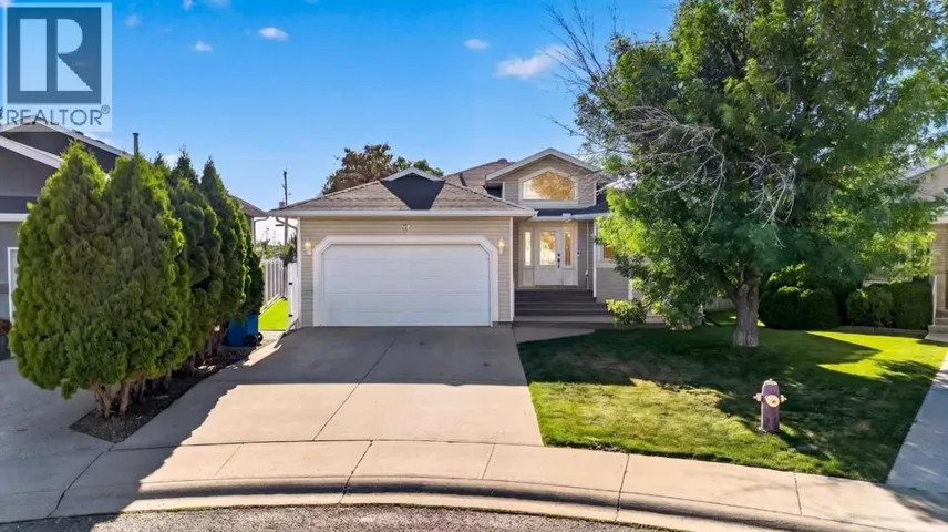 27 Cougar Bay N, Lethbridge, Alberta T1H6H3
