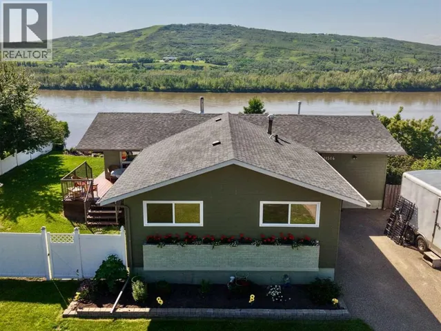 11514 101 Street, Peace River, Alberta T8S1L9