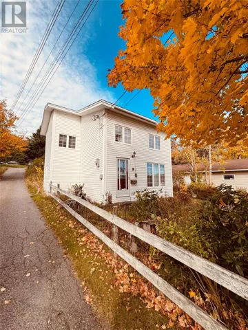 16 Country Road, Bay Roberts, Newfoundland & Labrador A0A1G0