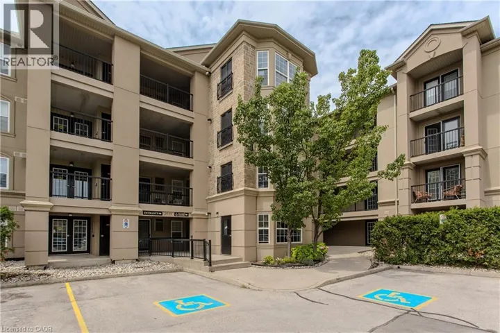2035 APPLEBY Line Unit# 101, Burlington, Ontario L7L7G8