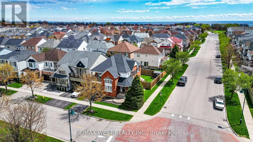 112 HANDLEY CRESCENT, Ajax (South East), Ontario L1Z1L7