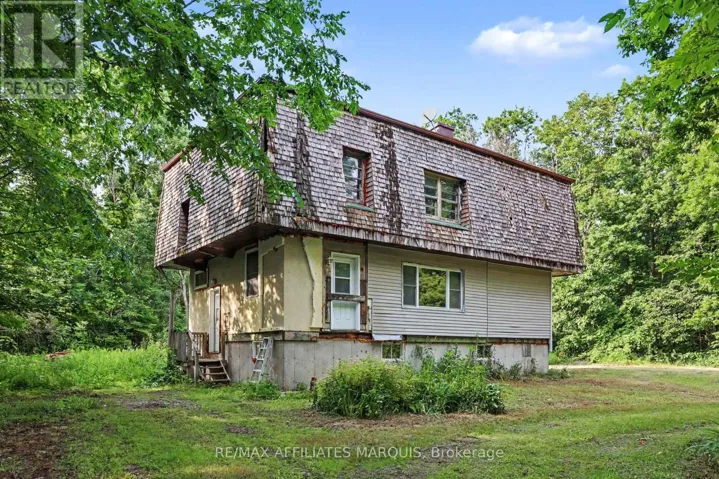 754 TOWNLINE ROAD, Rideau Lakes, Ontario K7A4S5