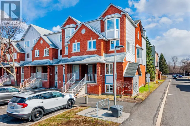 442 BRISTON PRIVATE, Ottawa, Ontario K1G5R4