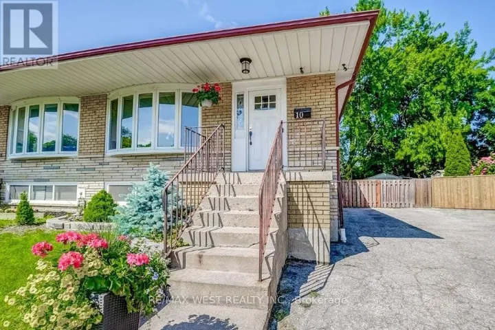 10 RIMA COURT, Toronto (Eringate-Centennial-West Deane), Ontario M9C4C8