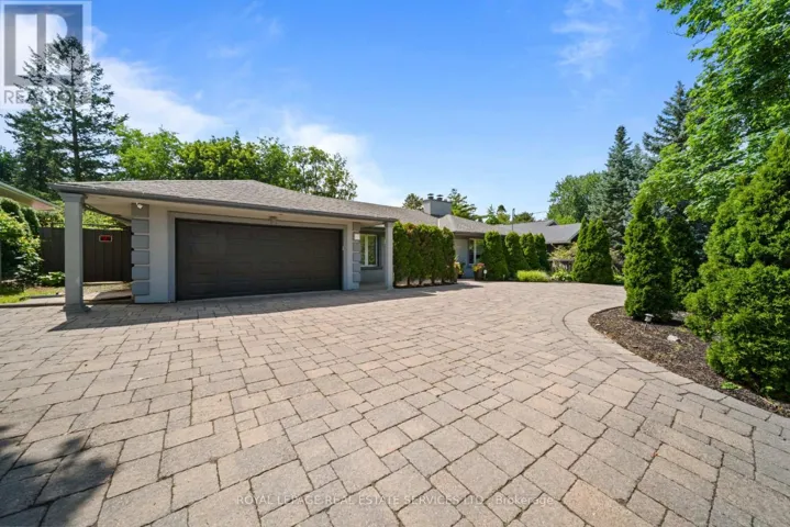 1592 ISLINGTON AVENUE, Toronto (Princess-Rosethorn), Ontario M9A3M6