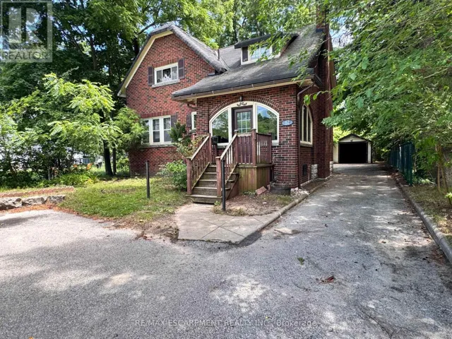 62 PLAINS ROAD E, Burlington (LaSalle), Ontario L7T2B9