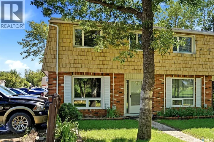98 OAKVIEW DRIVE, Regina, Saskatchewan S4R0E4