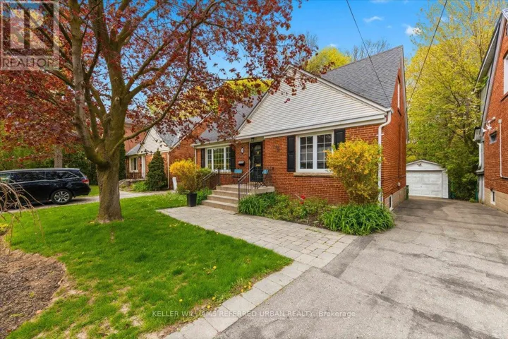 19 WALKER ROAD, Toronto (Lansing-Westgate), Ontario M2N2K2