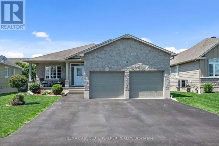 8 SETTLEMENT LANE, Russell, Ontario K4R0A4