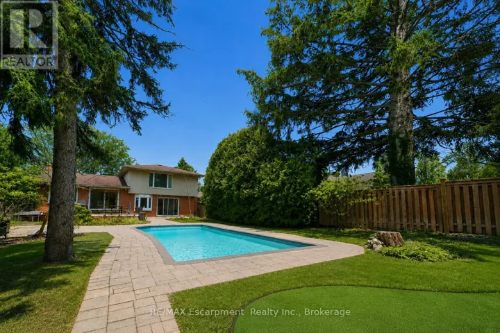 195 WILTON STREET, Burlington (Roseland), Ontario L7N1V8