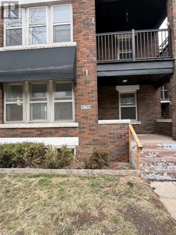1 - 983 MAIN STREET E, Hamilton (Crown Point), Ontario L8M1N3