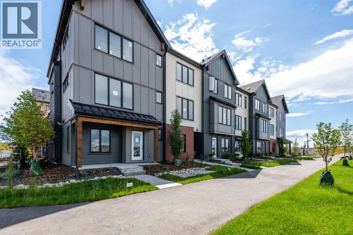 7369 MERCADO Avenue SE, Calgary, Alberta T3M4C2