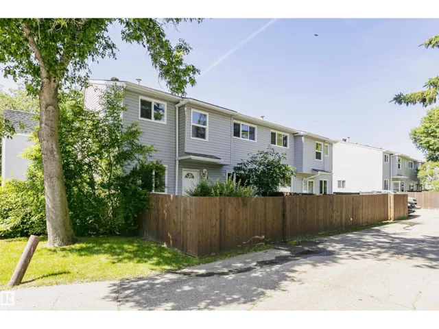 5418 144B AV NW, Edmonton, Alberta T6A3N3