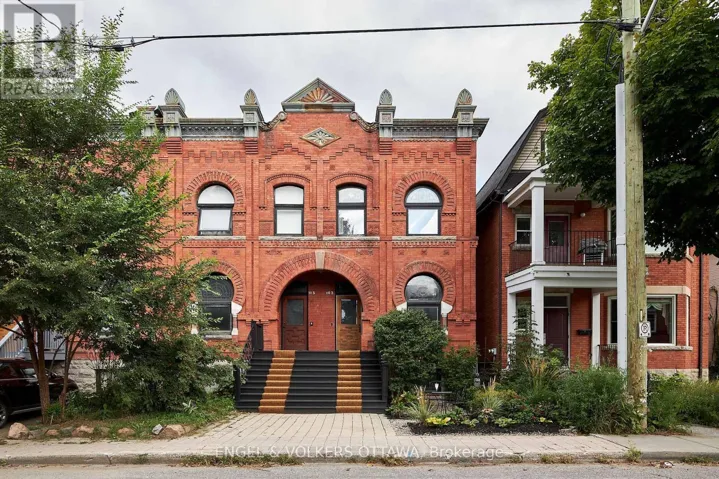 103 JAMES STREET, Ottawa, Ontario K1R5M2