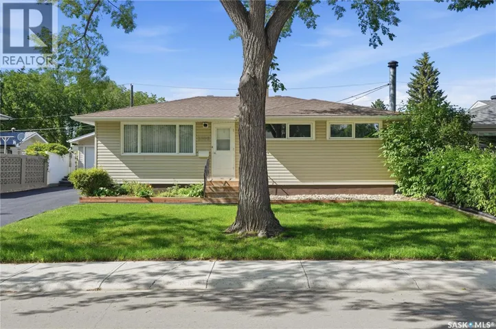 3326 4th AVENUE N, Regina, Saskatchewan S4R0V6