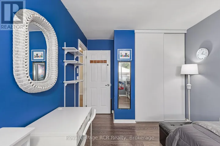 780