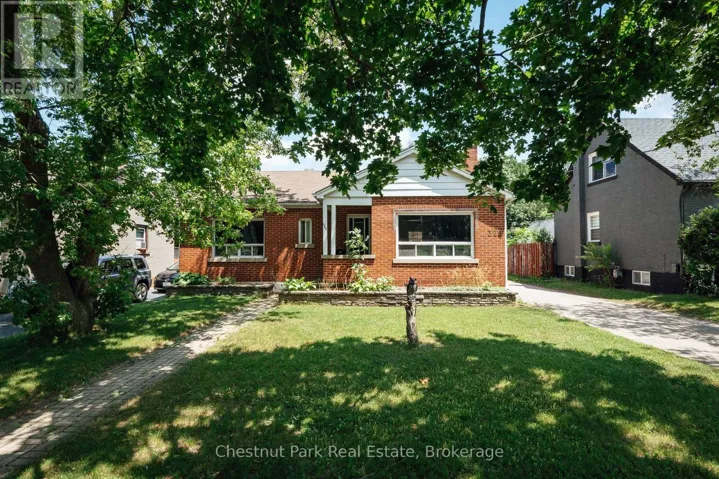 320 ST LEGER STREET, Kitchener, Ontario N2H4M7