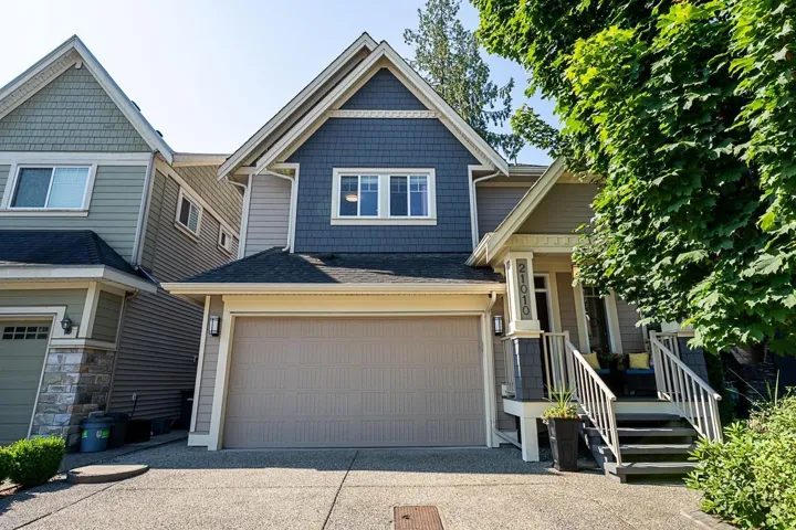 21010 76A AVENUE, Langley, British Columbia V2Y0L1