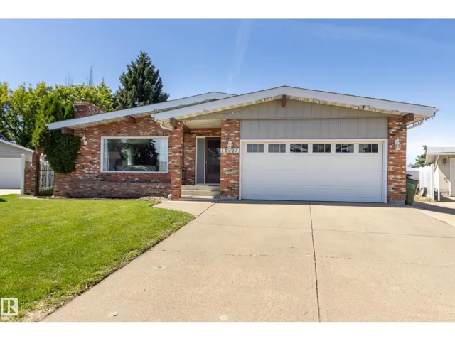 10527 32 AV NW, Edmonton, Alberta T6J2Y5