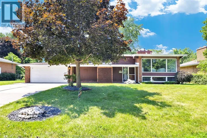 2849 BYNG ROAD, Windsor, Ontario N8W3G5