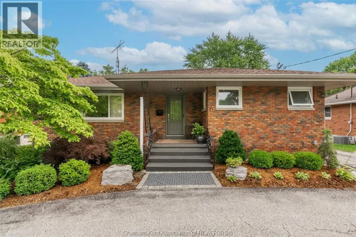 431 Victoria AVENUE, Chatham, Ontario N7L3B2