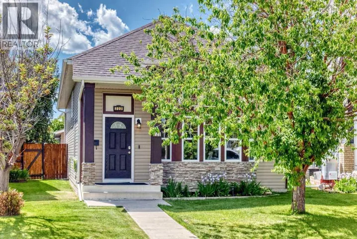 222 Covewood Close NE, Calgary, Alberta T3K5A1