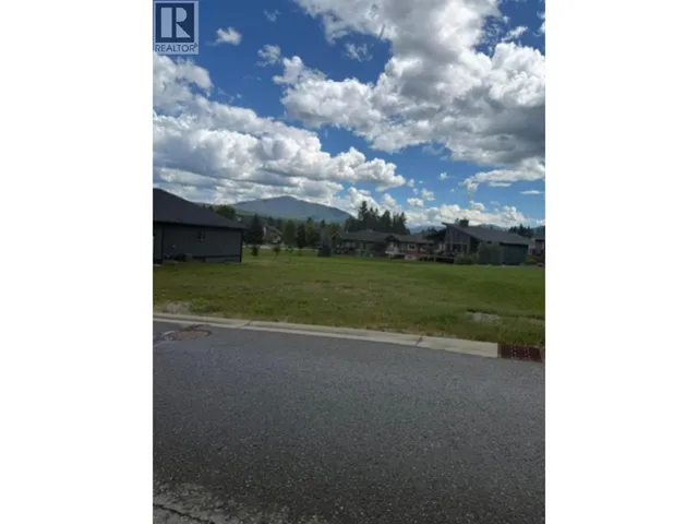 113 The Whins, Cranbrook, British Columbia V1C0B4