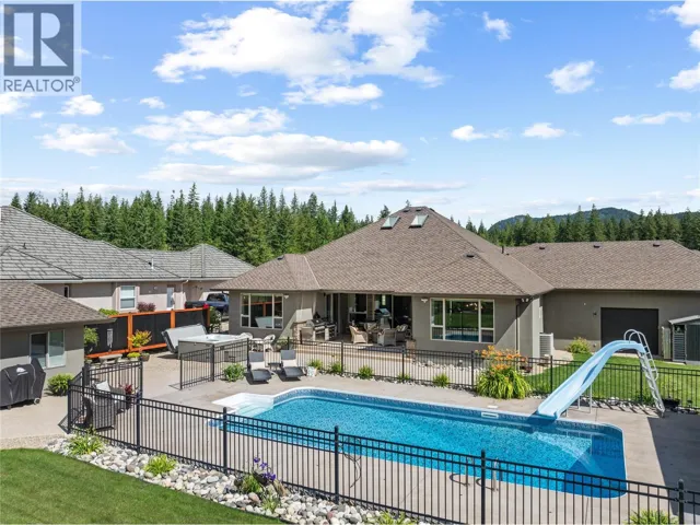 2714 Golf Course Drive, Blind Bay, British Columbia V0E1H2
