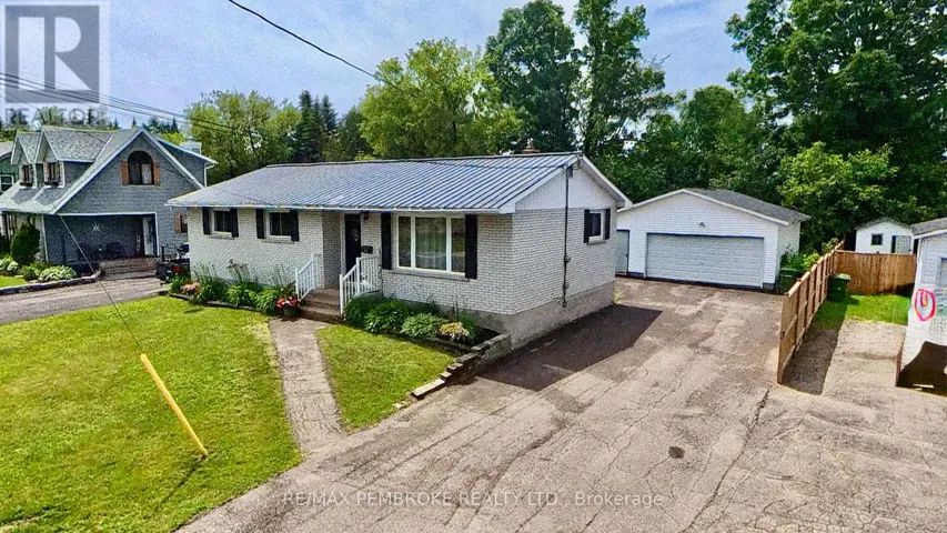 23 DORAN ROAD, Petawawa, Ontario K8H1P8