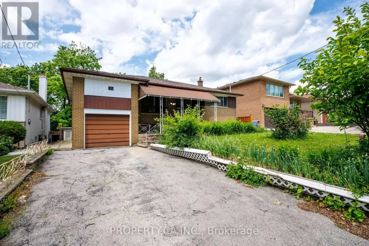 77 TROUTBROOKE DRIVE, Toronto (Downsview-Roding-CFB), Ontario M3M1S6