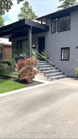 BSMT - 36 MITRE PLACE, Toronto (Kingsview Village-The Westway), Ontario M9R3C4
