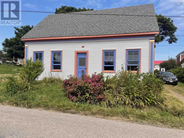 32 Wellington Street, Westport, Nova Scotia B0V1H0