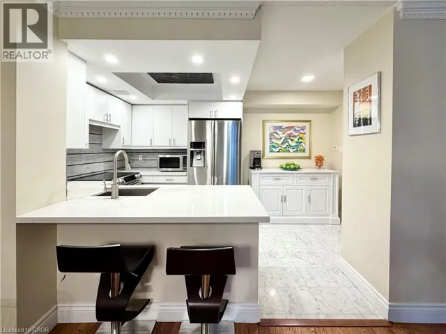 130 CARLTON Street Unit# 602, Toronto, Ontario M5A4K3