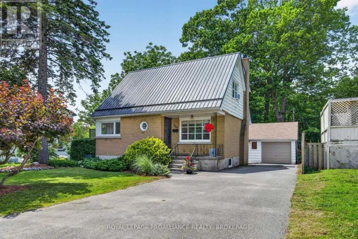 288 YONGE STREET, Kingston (Central City West), Ontario K7M1G6