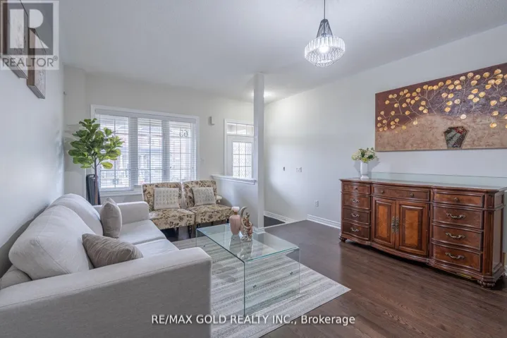 65 VILLADOWNS TRAIL, Brampton (Sandringham-Wellington North), Ontario L6R3Y8