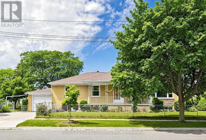 9 DETLING COURT, Toronto (West Humber-Clairville), Ontario M9W4S5