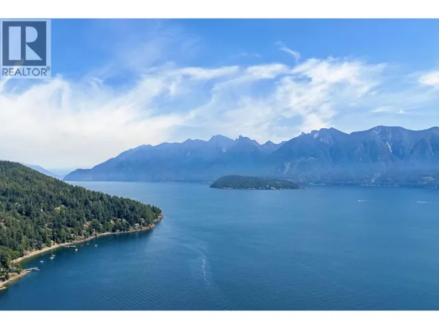 251 JASON ROAD, Bowen Island, British Columbia V0N1G1